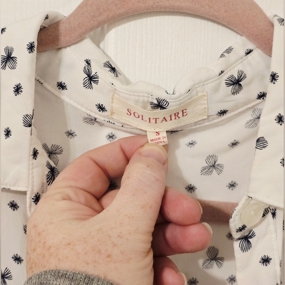 Solitaire White Black Print Button Down Blouse Sm… - image 3
